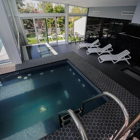 Lejlighed Bauhaus Wellness Fsz. 3 Siófok